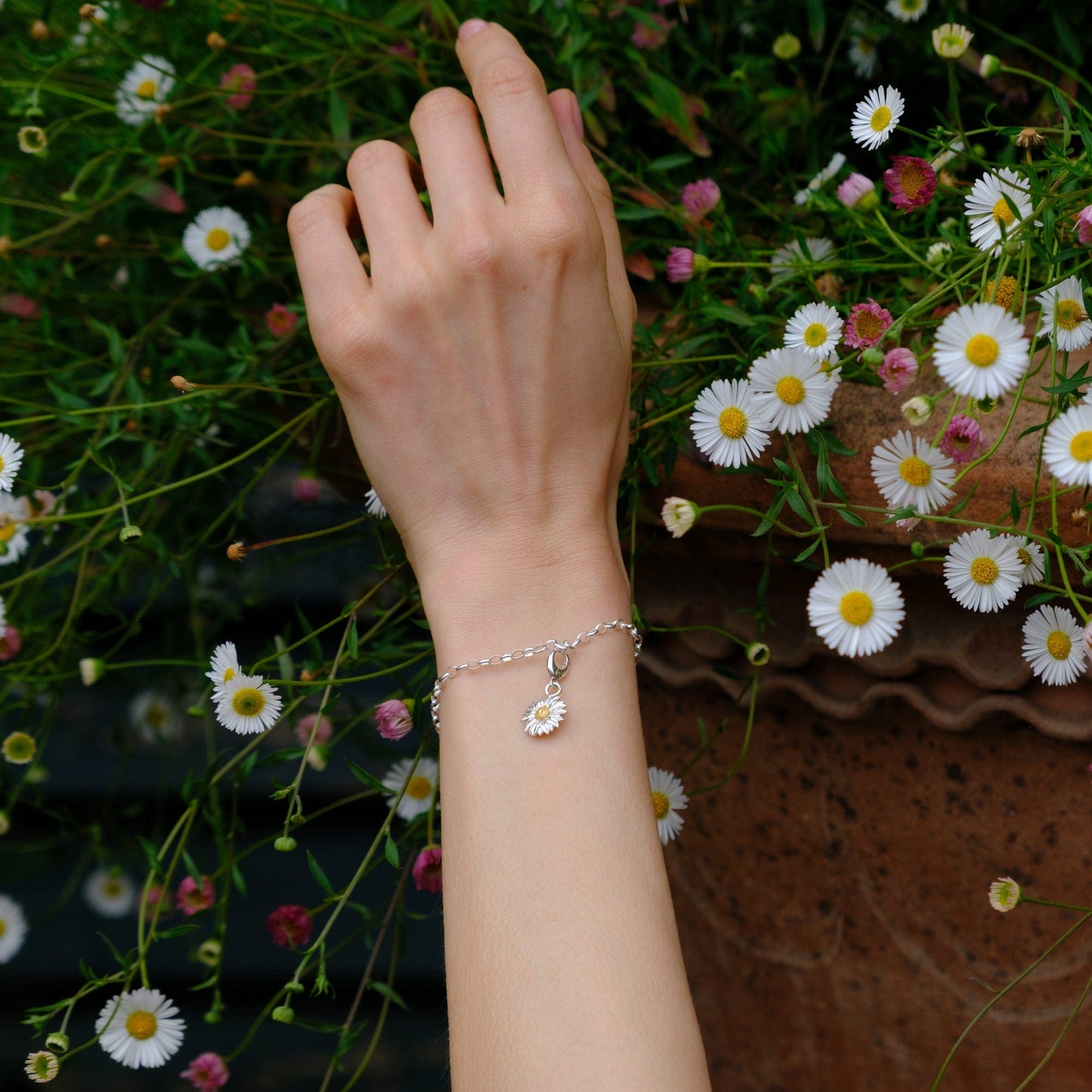 Silver Daisy Charm